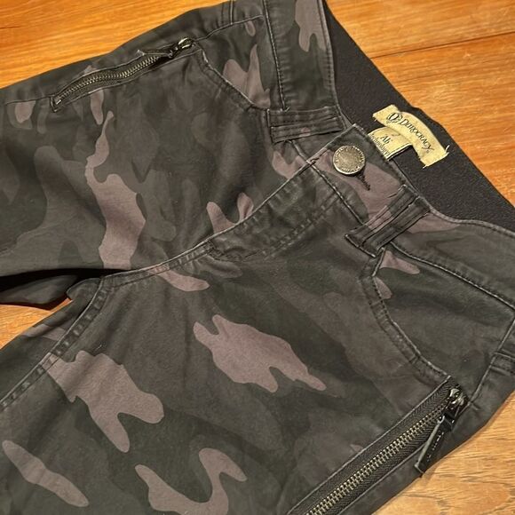 Democracy Camouflage Absolution Jeans - Picture 5 of 11